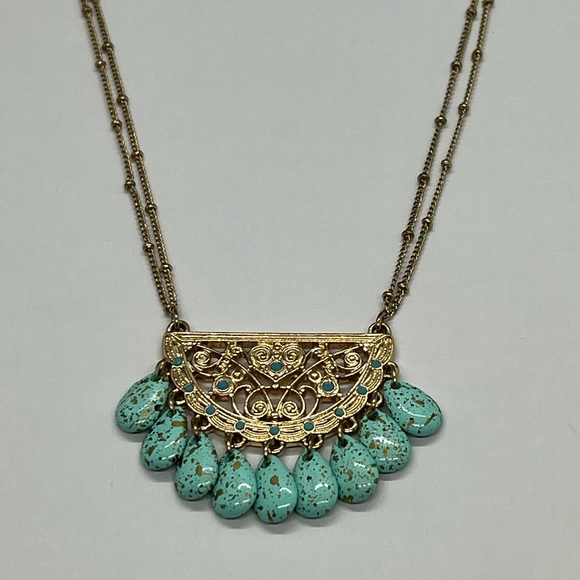 Sahara Speckled Mint Necklace - Picture 3 of 5